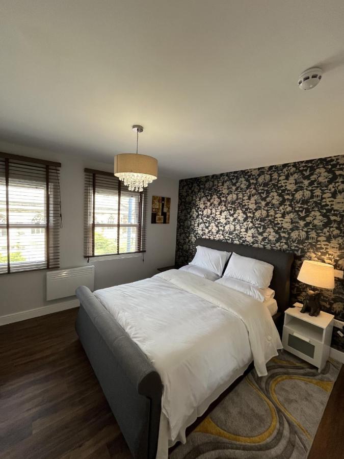 Moseley Village Апартаменты